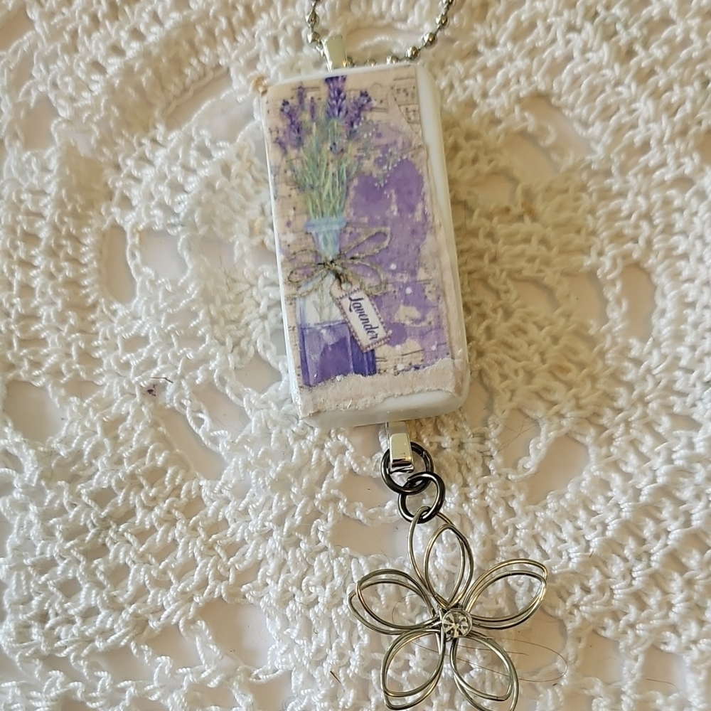 Handcrafted Lavender Domino's Silver Fl Necklace